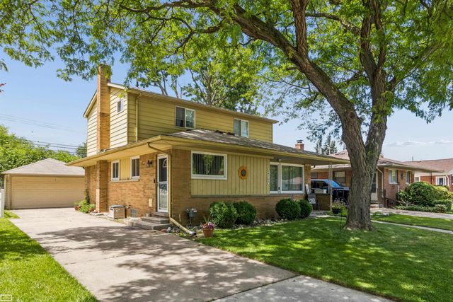 24705 Culver Street, St Clair Shores, MI 48080