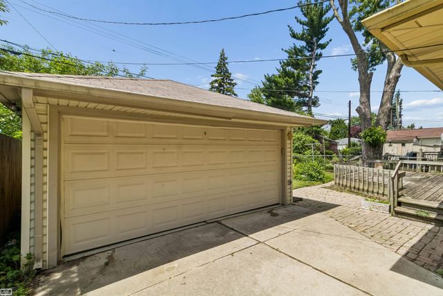 24705 Culver Street, St Clair Shores, MI 48080