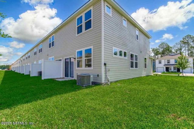 214 BRAZIL NUT Circle, Jacksonville, FL 32218