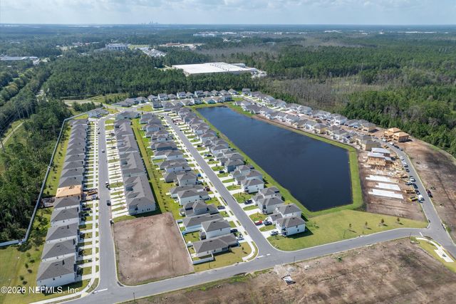 214 BRAZIL NUT Circle, Jacksonville, FL 32218