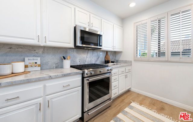 1920 Pandora Avenue 8, Los Angeles, CA 90025