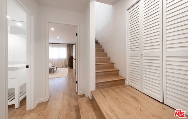 1920 Pandora Avenue 8, Los Angeles, CA 90025