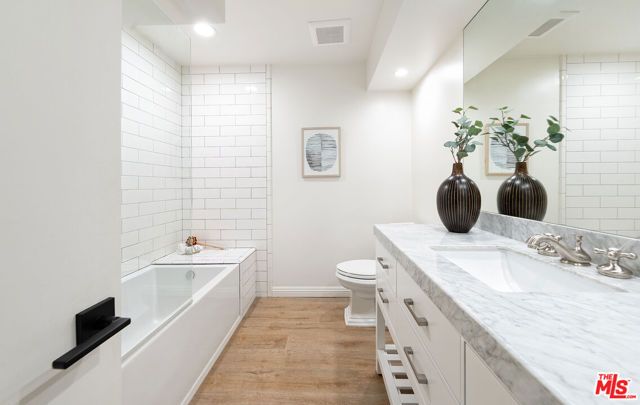 1920 Pandora Avenue 8, Los Angeles, CA 90025