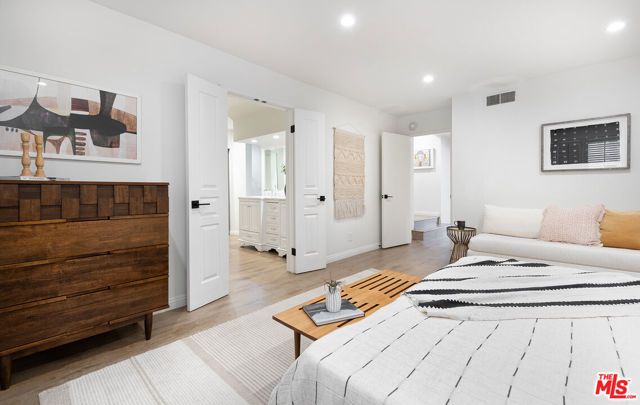 1920 Pandora Avenue 8, Los Angeles, CA 90025