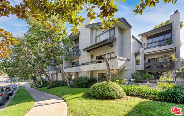 1920 Pandora Avenue 8, Los Angeles, CA 90025