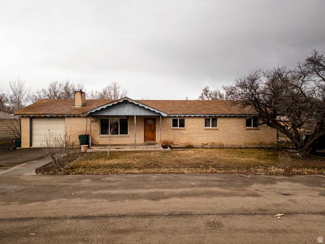 1800 W 1500 N, Vernal, UT 84078