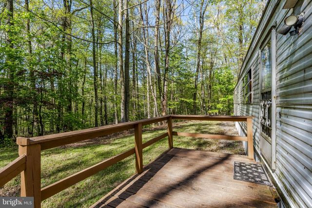 1528 HILLTOP RD, Mohnton, PA 19540