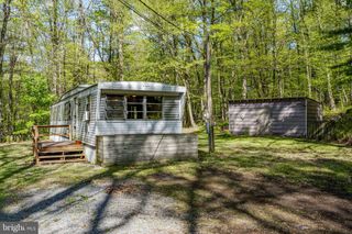1528 HILLTOP RD, Mohnton, PA 19540