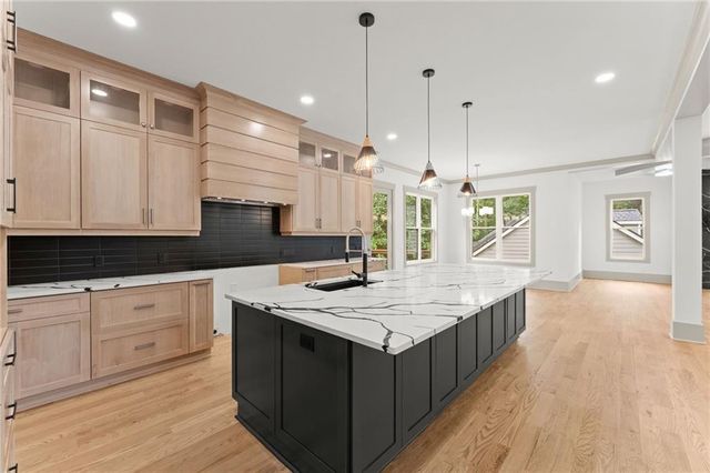 4842 Sturbridge Crescent NE, Roswell, GA 30075