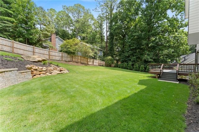 4842 Sturbridge Crescent NE, Roswell, GA 30075