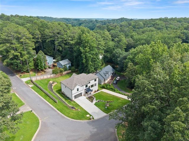 4842 Sturbridge Crescent NE, Roswell, GA 30075