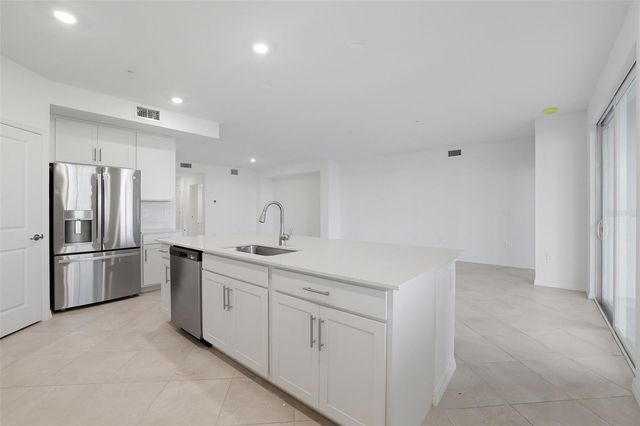 19227 CHERRYSTONE WAY 101, Lakewood Ranch, FL 34211