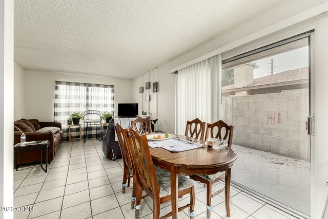 3302 W NORTHERN Avenue, Phoenix, AZ 85051