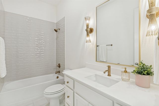 808 Mallard Drive, Aledo, TX 76008