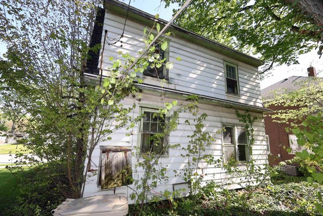 1212 E LaSalle Avenue, South Bend, IN 46617