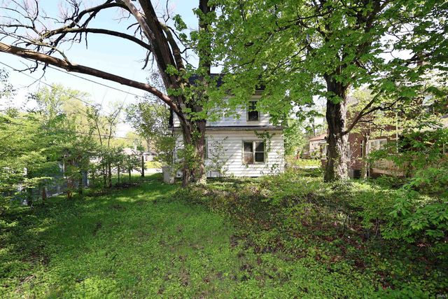 1212 E LaSalle Avenue, South Bend, IN 46617