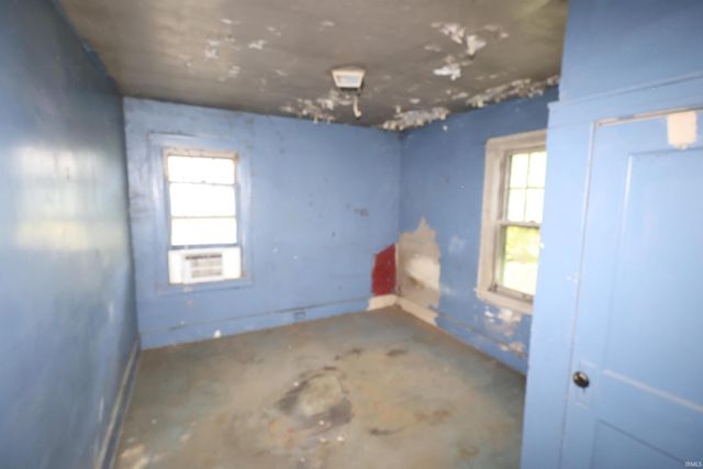 1212 E LaSalle Avenue, South Bend, IN 46617