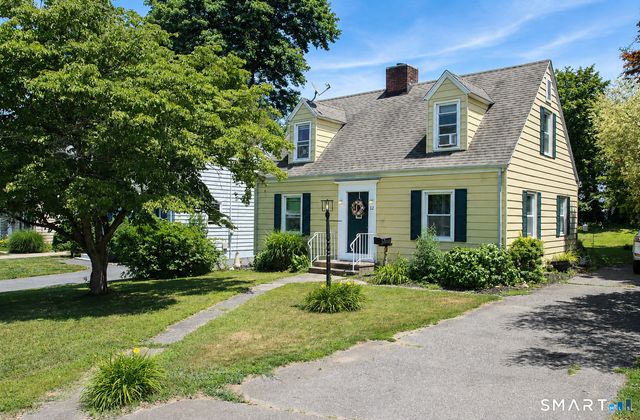 12 Edgewood Avenue, Ansonia, CT 06401