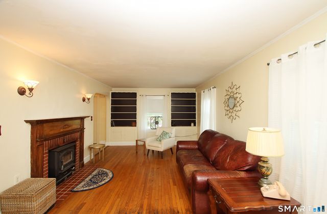 12 Edgewood Avenue, Ansonia, CT 06401