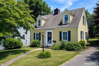 12 Edgewood Avenue, Ansonia, CT 06401