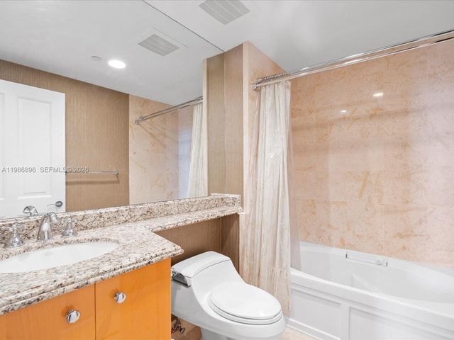 17875 Collins Ave 2903, Sunny Isles Beach, FL 33160