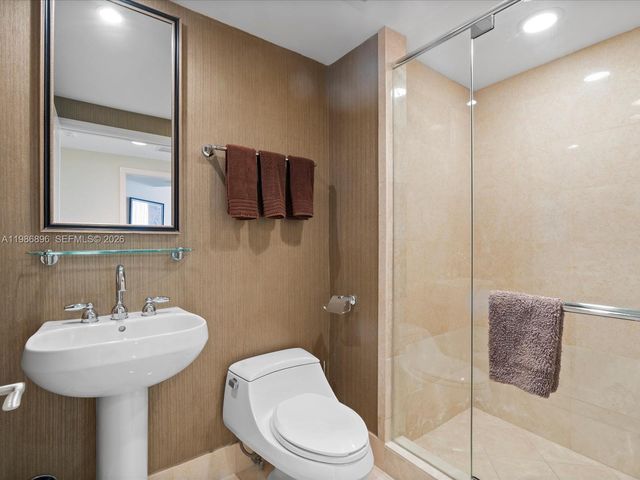 17875 Collins Ave 2903, Sunny Isles Beach, FL 33160