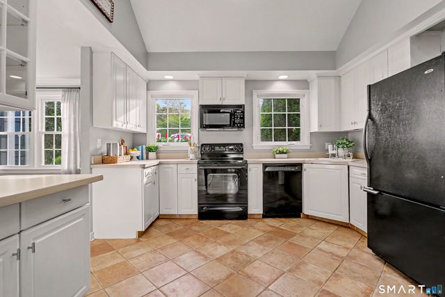 1747 Jennings Road, Fairfield, CT 06824
