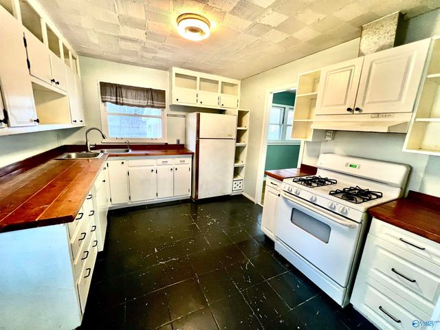 405 Ewing Street, Huntsville, AL 35805