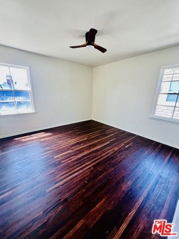 8345 Loyola Boulevard, Los Angeles, CA 90045