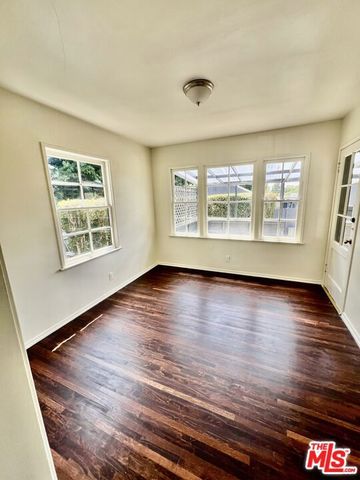 8345 Loyola Boulevard, Los Angeles, CA 90045
