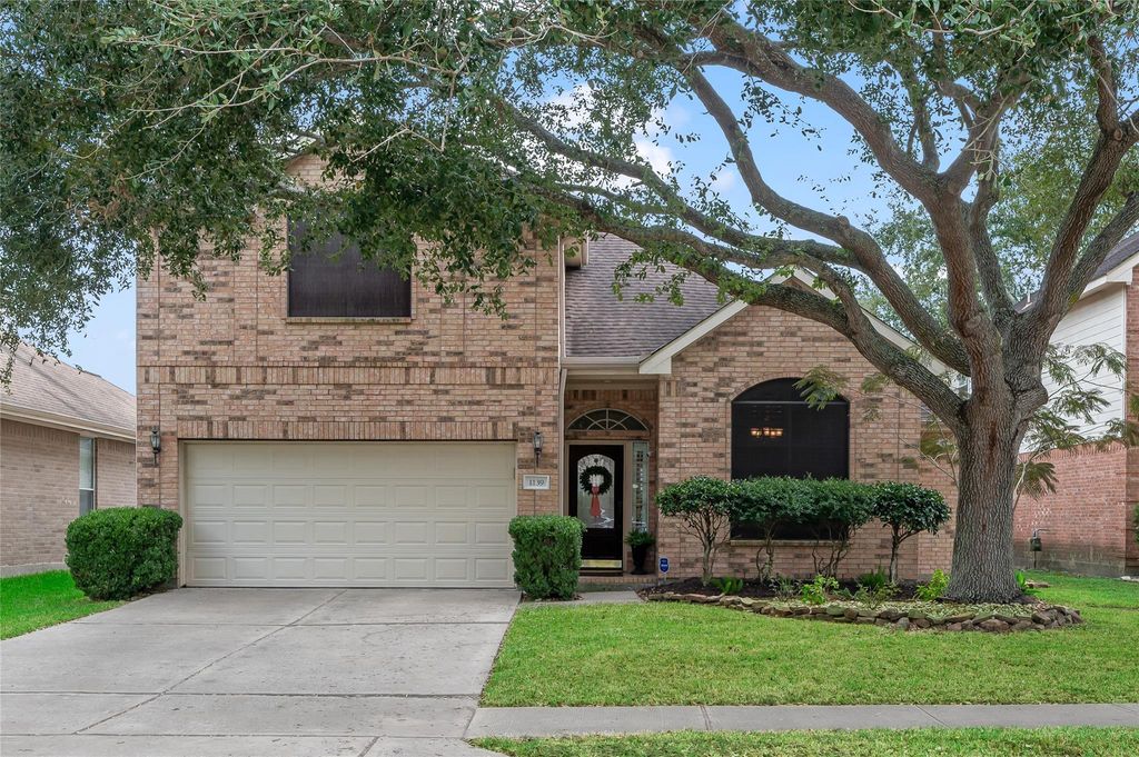1139 Eastbourne Lane, Pearland, TX 77584