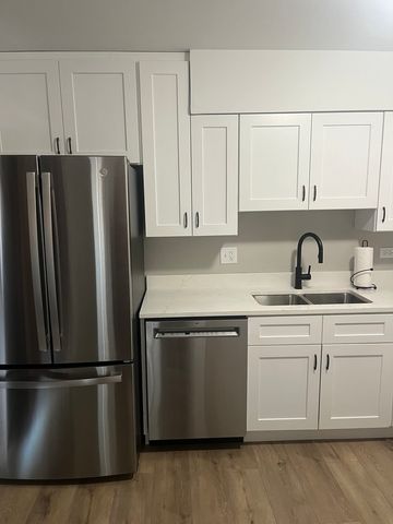 430 Mallview Lane, Bolingbrook, IL 60440