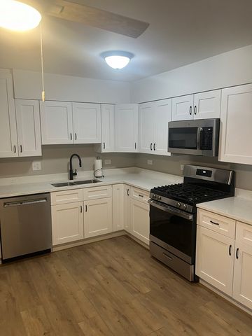 430 Mallview Lane, Bolingbrook, IL 60440