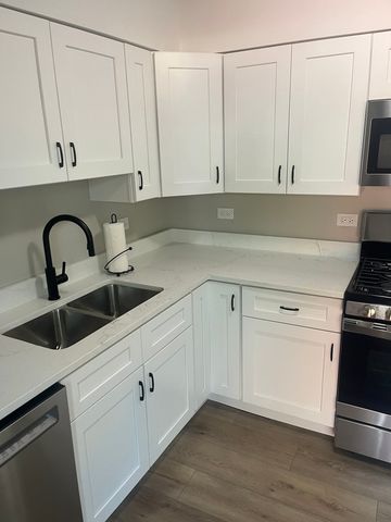 430 Mallview Lane, Bolingbrook, IL 60440