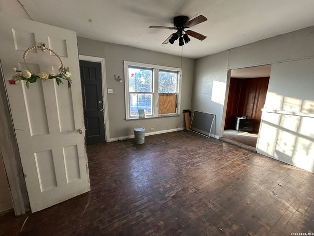 150 Ricardo, San Antonio, TX 78237