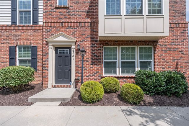 2801 Pointe View Dr, Adams Twp, PA 16046