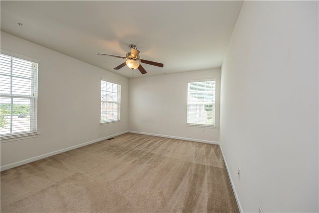 2801 Pointe View Dr, Adams Twp, PA 16046