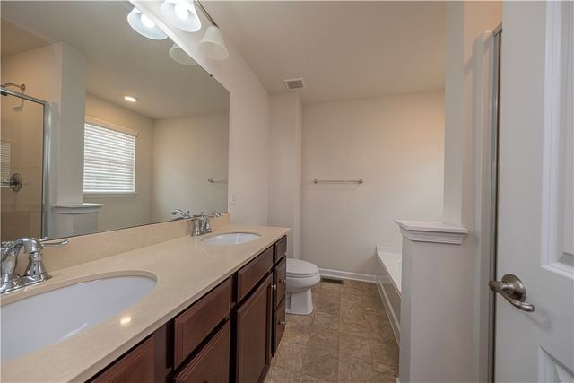 2801 Pointe View Dr, Adams Twp, PA 16046