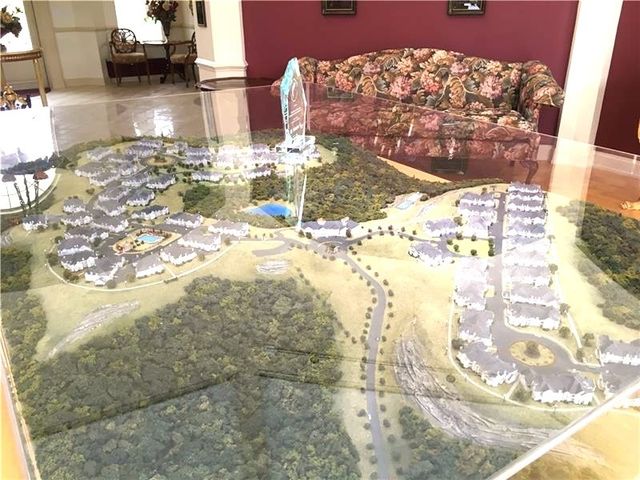 2801 Pointe View Dr, Adams Twp, PA 16046