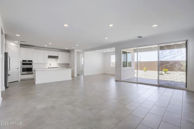25456 N 176TH Avenue, Surprise, AZ 85387