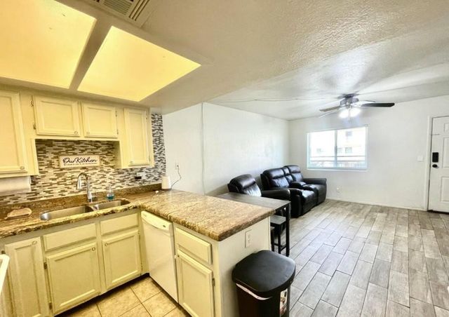 21622 N 23rd Avenue Unit 204B, Phoenix, AZ 85027