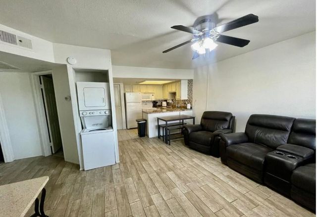 21622 N 23rd Avenue Unit 204B, Phoenix, AZ 85027