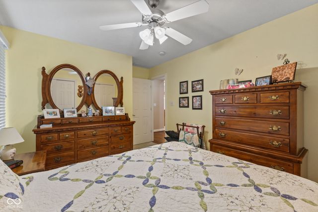 5312 Brooks Bend, Greenwood, IN 46143