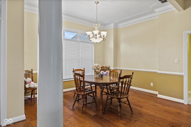 5312 Brooks Bend, Greenwood, IN 46143