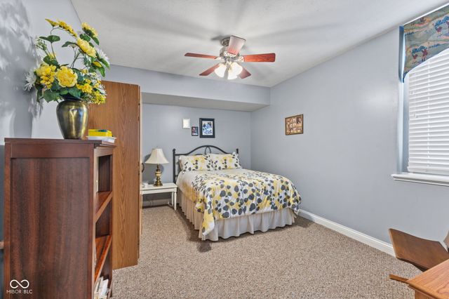 5312 Brooks Bend, Greenwood, IN 46143