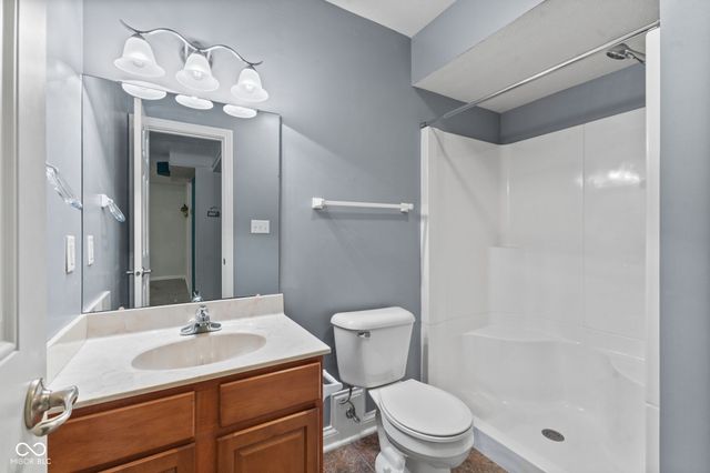 5312 Brooks Bend, Greenwood, IN 46143