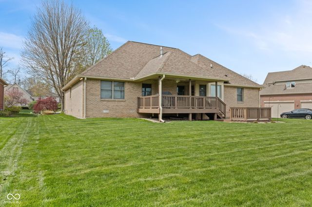 5312 Brooks Bend, Greenwood, IN 46143