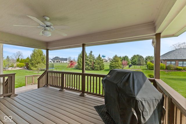 5312 Brooks Bend, Greenwood, IN 46143