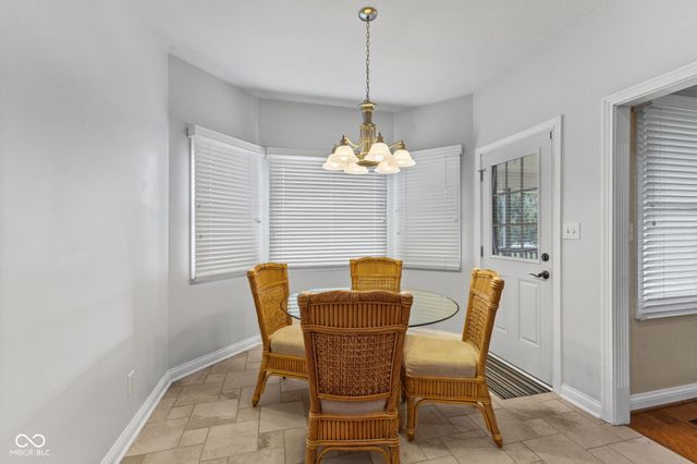 5312 Brooks Bend, Greenwood, IN 46143