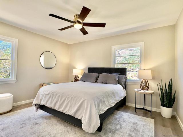1418 York Dr, Vista, CA 92084